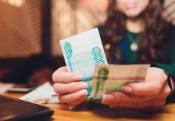 Деньги срочно: разбираемся, когда брать кредит, займ или идти в ломбард